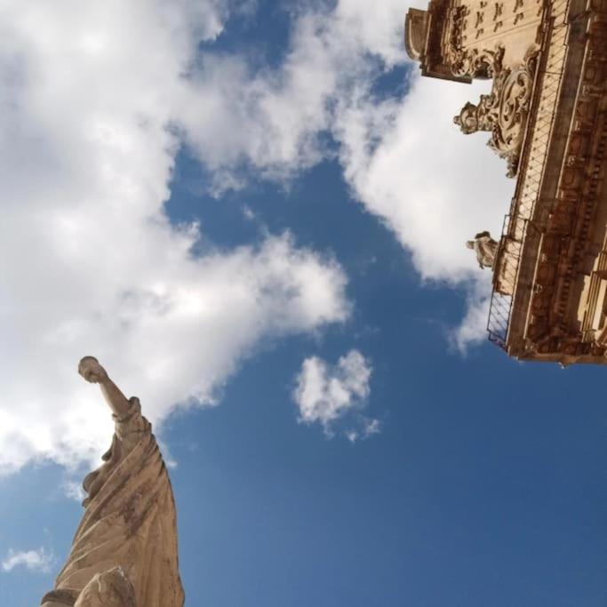 Casarizzi 24 Vacanze Ortigia Syracuse Buitenkant foto